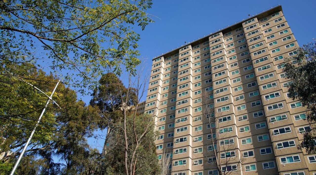 High rise building